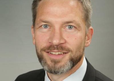 Timo Off ist Schulleiter der Gemeinschaftsschule Nortorf und sagt Vera den Kampf an.