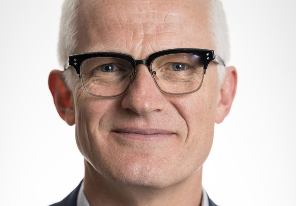Mads Nipper, CEO des dänischen Offshore-Windenergie-Unternehmens Ørsted, über Erneuerbare Energien und Klimaneutralität bis 2050. 