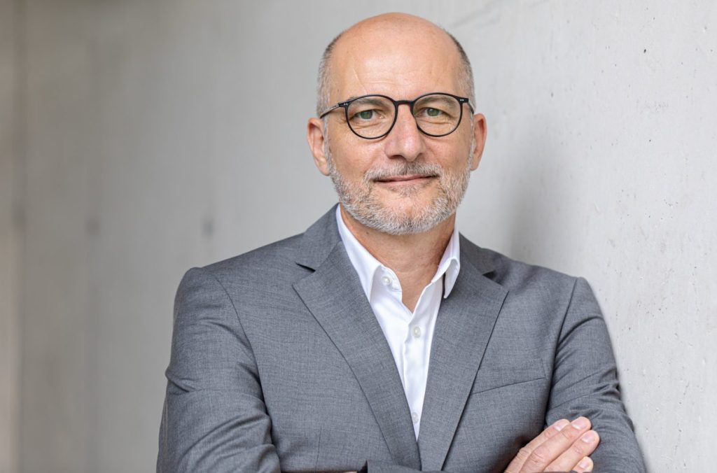 Markus Exenberger ist Geschäftsführer der Stiftung H2Global mit der die Bundesregierung den Import von Wasserstoff-Produkten unterstützen und mit einem Fördermechanismus den Hochlauf stimulieren will. 
