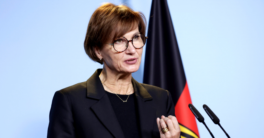 Bettina Stark-Watzinger