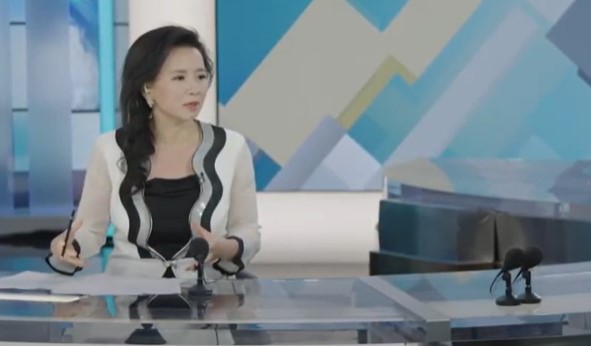 Ein Bild aus besseren Zeiten: Cheng Lei in ihrer aktiven Phase als Wirtschaftsmoderatorin bei CCTV