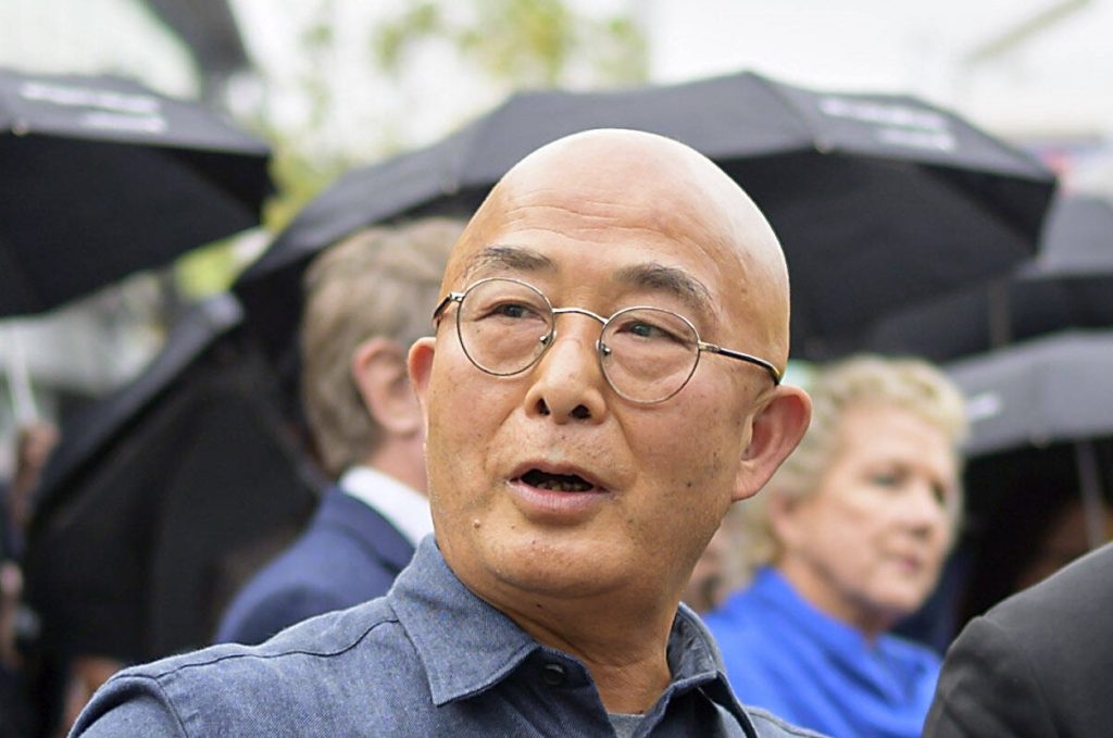 Liao Yiwu, Exilschriftsteller appelliert angesichts der Ukraine-Krise zu Wachsamkeit gegenüber Autokraten wie Putin oder Xi.