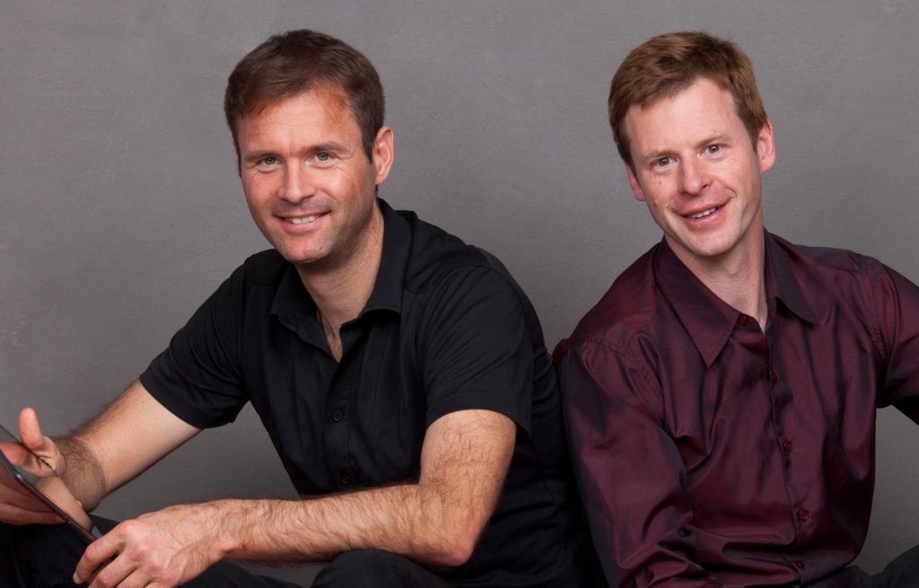 Lars und Sascha Brenner sind auf dem Foto zu sehen: Gründer der Humboldt Online-Schule für Auswanderer