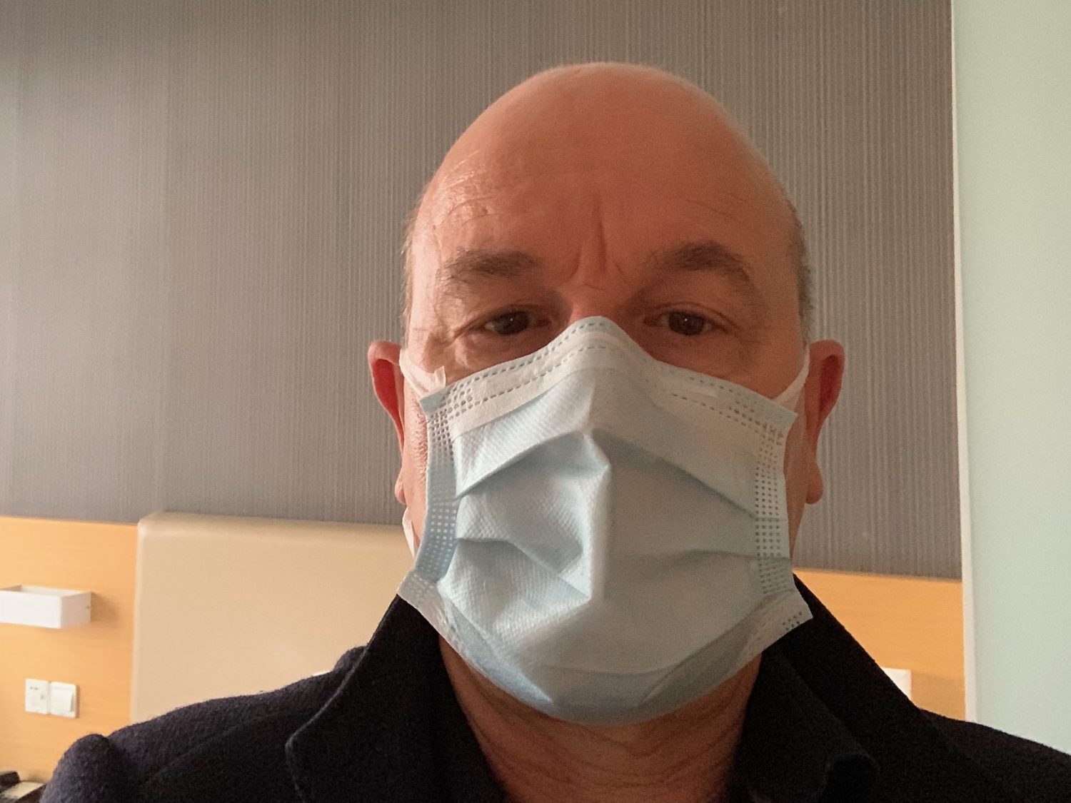Christian Y. Schmidts neues Buch "Quarantäne Update Shanghai" ist erschienen. Das Foto ist aus der Quarantäne des Autors entstanden.
