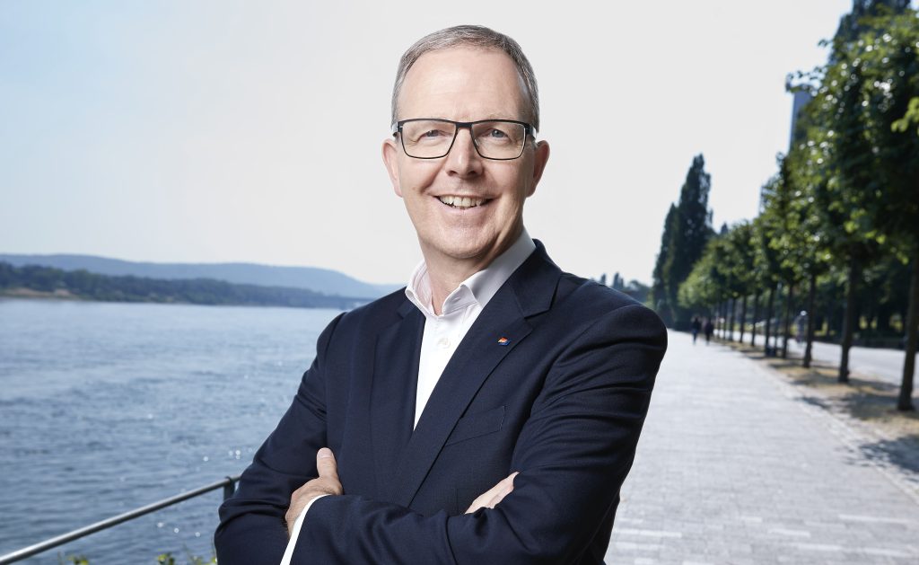 Für die DSGVO war Axel Voss Schattenberichterstatter der EVP-Fraktion. Heute ist er Berichterstatter des Sonderausschuss zu künstlicher Intelligenz (AIDA). 