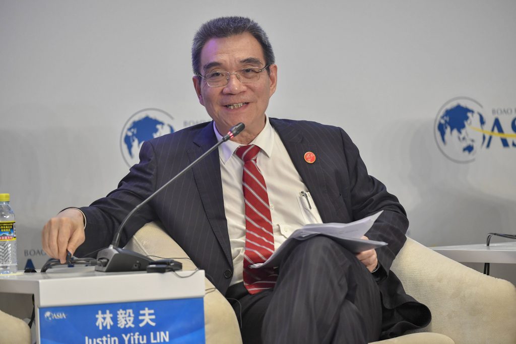 Justin Yifu Lin - Ökonom, Universitätsprofessor, Regierungsberater und Autor von über 20 Büchern