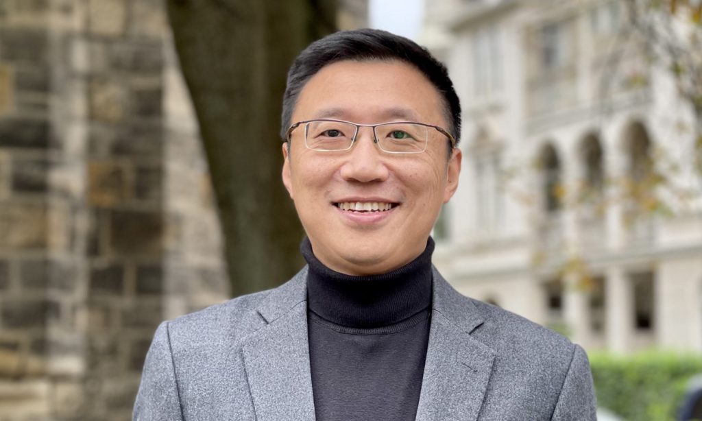 Xiaolong Hu, Unternehmensberater und China-Coach 