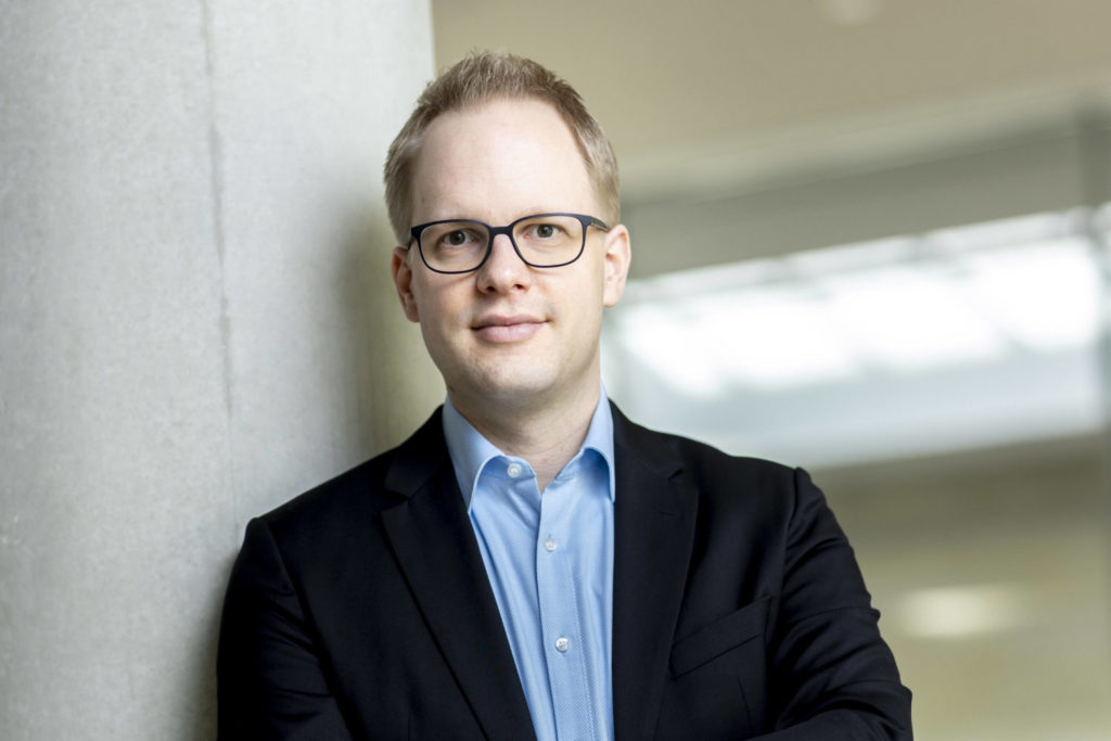 Jens Brandenburg, Parlamentarischer Staatssekretär im BMBF spricht über Grundgesetzänderung für den DIgitalpakt