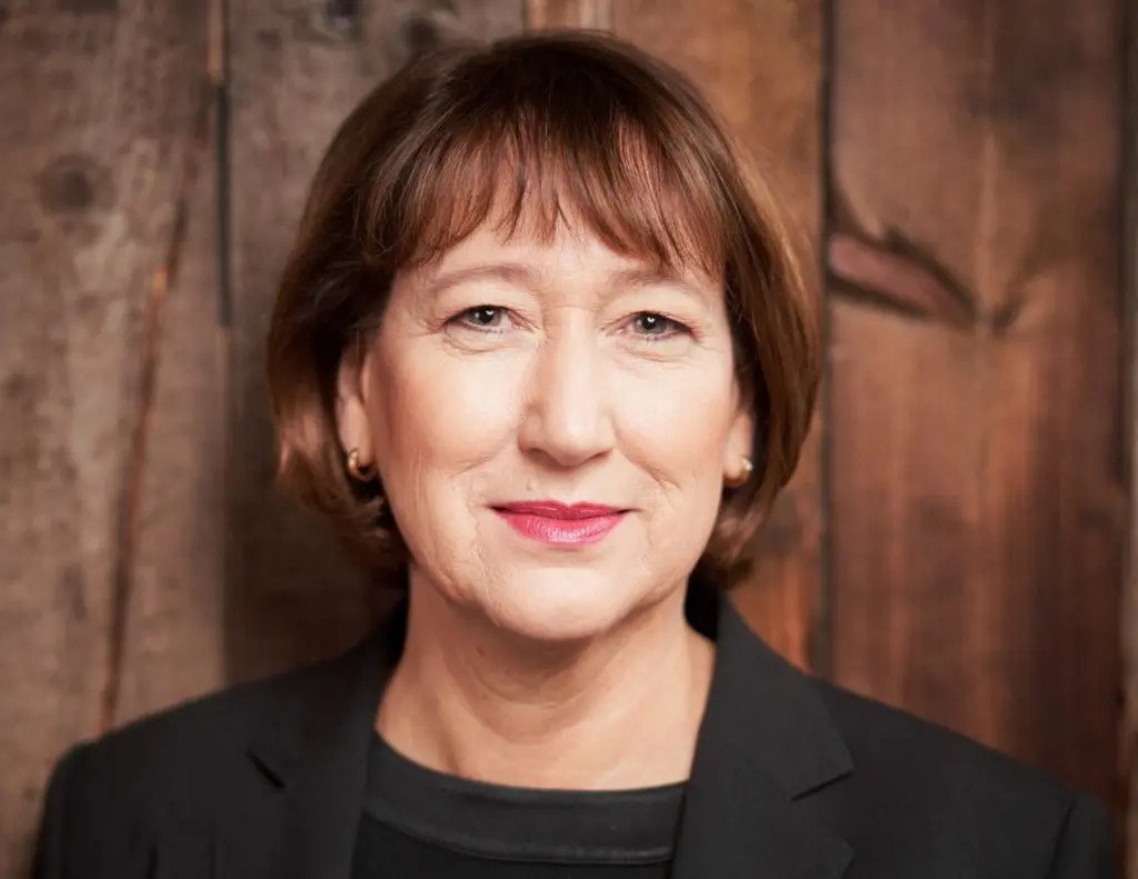 Hildegard Müller ist Präsidentin des Verbandes der Automobilindustrie (VDA) - sie sieht in der Abkehr von Deutschlands Automobilindustrie von China keine Lösung.