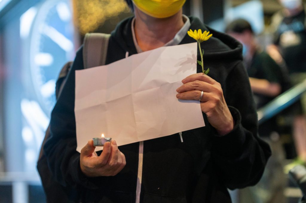 Bei den Protesten in China wird weißes Papier als Zeichen des Widerstandes verwendet.