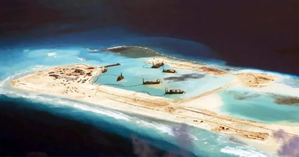 Luftaufnahme: Spratly Inseln im Südchinesischen Meer. 