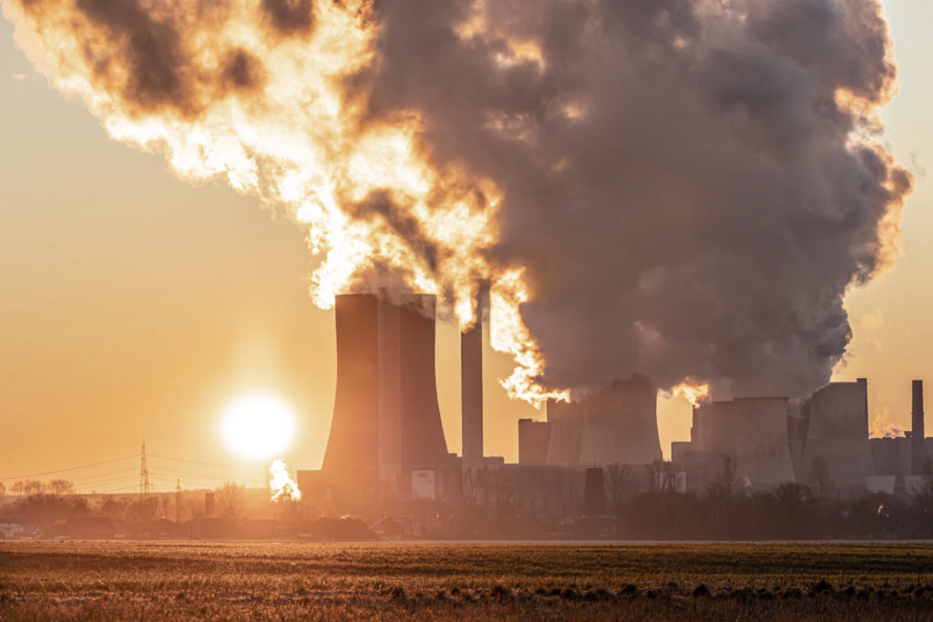 Braunkohle Kraftwerk fossile Energie Brennstoffe