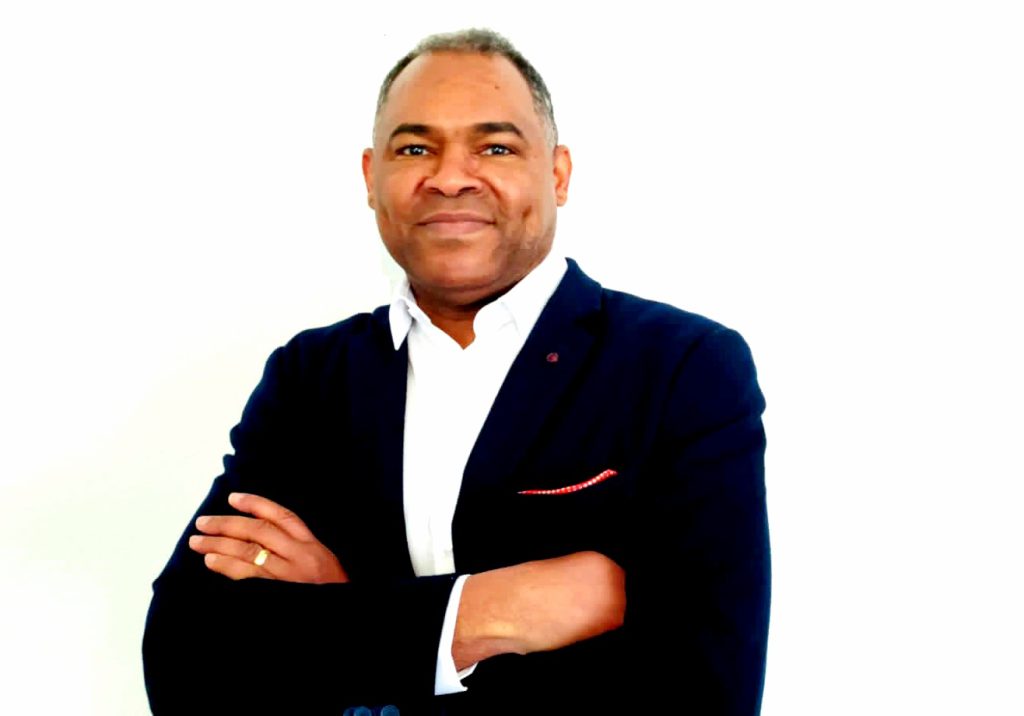 Brando Okolo, Gründer und Geschäftsführer des Steinbeis-Instituts IMAPS in Karlsruhe