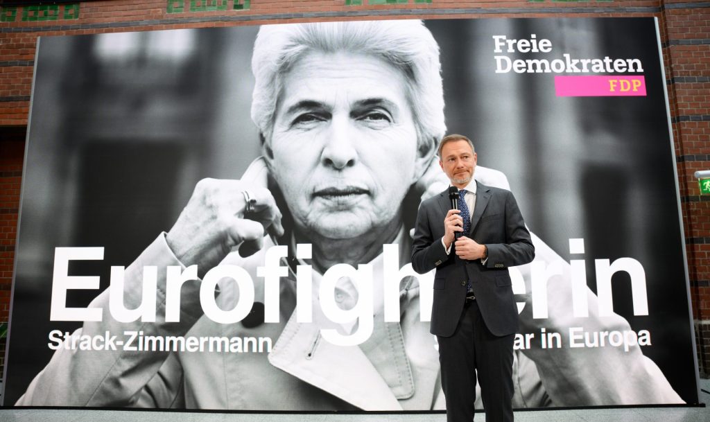 FDP-Chef Christian Lindner präsentiert die Kampagne zur Europawahl mit der 