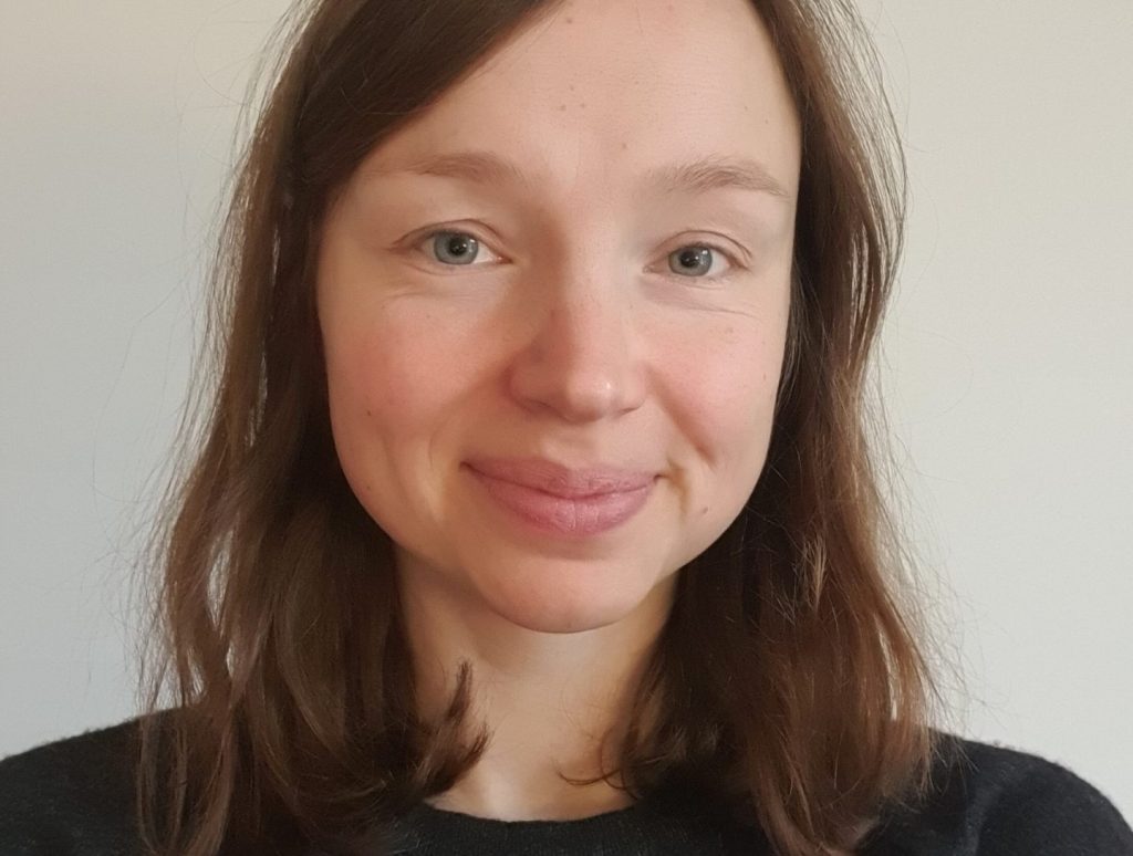 ulia Kowalski ist Payments Policy Expertin für die EMEA-Region und Head of Public Policy Germany bei Stripe. Sie verantwortet unter anderem Stripes Arbeit an europäischen Gesetzesvorhaben im Payments- und Finanzbereich.