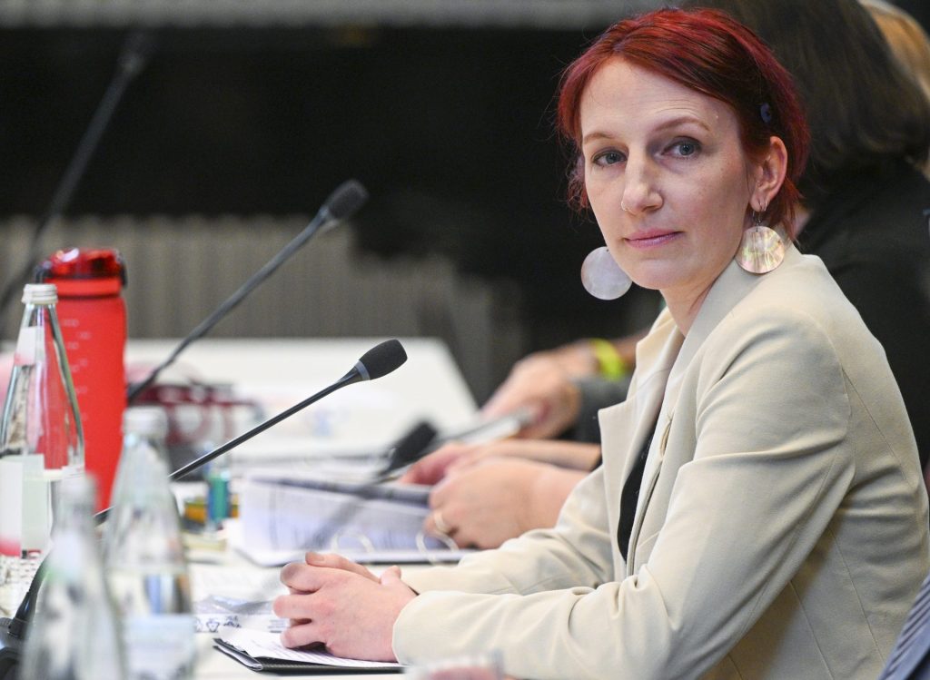 Geraldine Rauch, Präsidentin der Technischen Universität Berlin, nimmt an einer regulären Sitzung des Erweiterten Akademischen Senats teil.