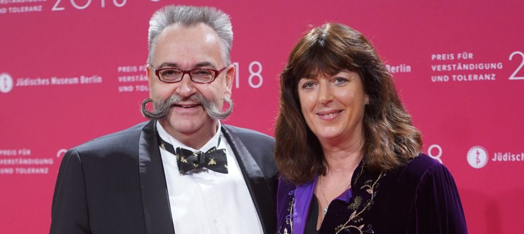 Sarah Darwin und ihr Mann Johannes Vogel im Jahr 2018 bei einer Preisverleihung. 