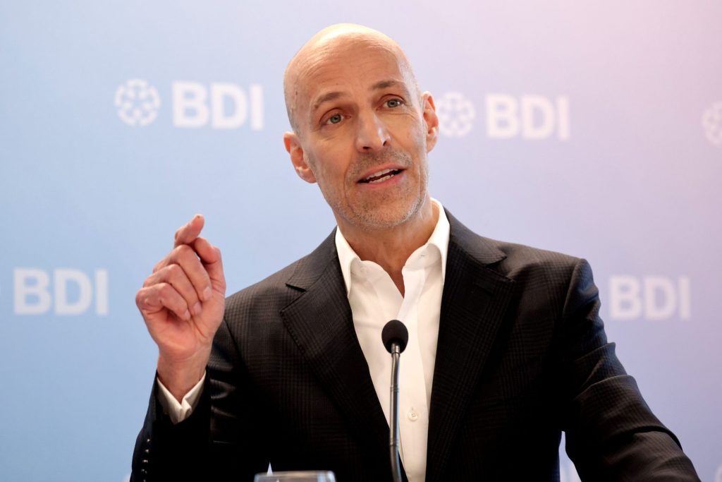 BDI-Präsident Peter Leibinger auf der Jahrespressekonferenz des Verbands in Berlin. (picture alliance / SZ Photo | Jens Schicke)