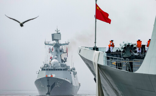 Die Fregatte Zaozhuang während einer gemeinsamen Marineübung der Nord-Interaktion-2023 von Russland und China im Japanischen Meer.