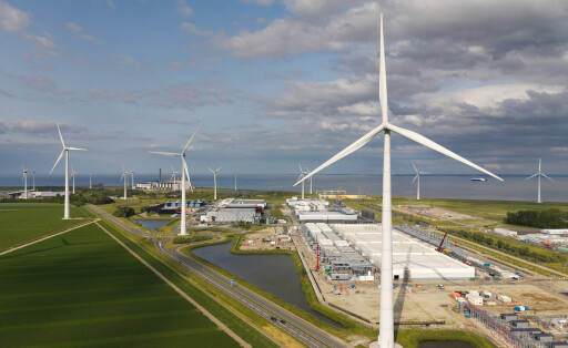 Windräder in Eemshaven.
