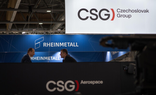 Firmenlogps des tschechischen Rüstungsherstellers CSG und des deutschen Rüstungsbauers Rheinmetall.