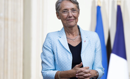 Paris, France, May 16, 2022 - Former Labour Minister and new Prime Minister Elisabeth Borne watches her predecessor leave the courtyard of the Hotel Matignon, French Prime ministers official residence, after the handover ceremony PUBLICATIONxNOTxINxFRA Copyright: xAlexisxSciardx