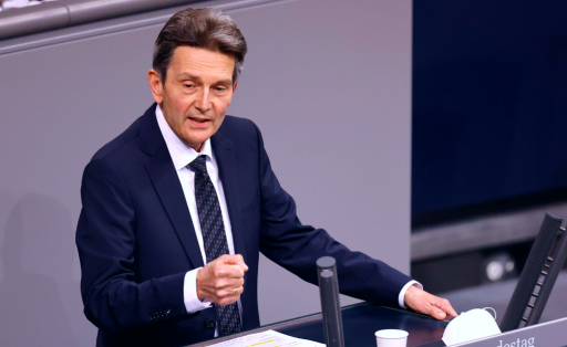 Rolf Mützenich fordert eine neue Sicherheitspolitik