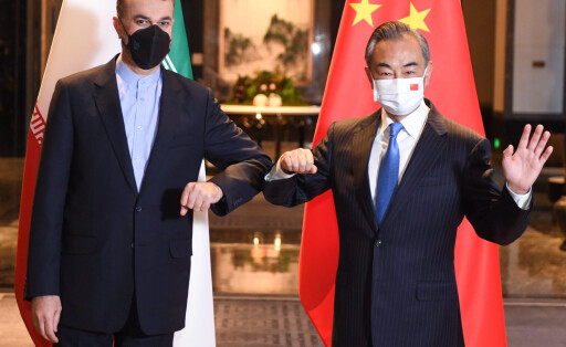 220115 -- NANJING, Jan. 15, 2022 -- Chinese State Councilor and Foreign Minister Wang Yi holds talks with visiting Iranian Foreign Minister Hossein Amir Abdollahian in Wuxi, east China s Jiangsu Province, Jan. 14, 2022. CHINA-JIANGSU-WANG YI-IRANIAN FM-TALKS CN JixChunpeng PUBLICATIONxNOTxINxCHN