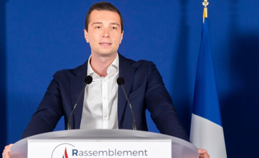 Jordan Bardell führt die rechtsradikale PfE-Fraktion im Europaparlament.