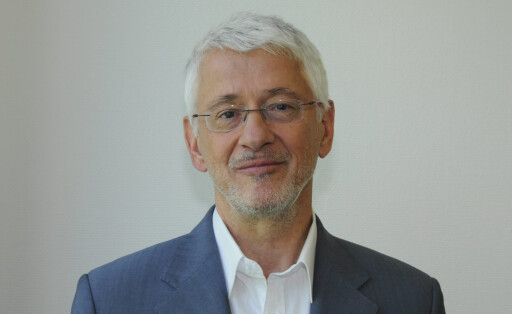 Bildnummer: 58114240 Datum: 17.06.2012 Copyright: imago/Horst Galuschka
Der Sozialwissenschaftler und Psychotherapeut Ulrich Sollmann berät seit vielen Jahren Persönlichkeiten aus Politik und Wirtschaft aufgenommen am 17.06.2012 in Köln Gesellschaft People Wissenschaft Shooting Porträt x0x xkg 2012 quer einzel Wissenschaftler Wissenschaft Psychotherapeut Sozialwissenschaftler Ulrich Sollmann neutral Porträt Portrait einzeln
58114240 Date 17 06 2012 Copyright Imago Horst the Social scientists and Psychotherapist Ulrich advises since many Years Personalities out politics and Economy Date at 17 06 2012 in Cologne Society Celebrities Science Shooting Portrait x0x xkg 2012 horizontal Singles Scientists Science Psychotherapist Social scientists Ulrich neutral Portrait Portrait single