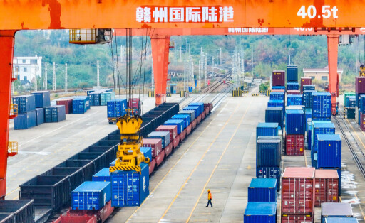 RECORD DATE NOT STATED Aerial photos show the containers for import and export cargo are in order, and gantry cranes and trucks are busy working in the cargo yard of Ganzhou International Inland Port, Ganzhou City, east China s Jiangxi Province, 4 November, 2022. Busy transportation for foreign trade goods in Ganzhou PUBLICATIONxNOTxINxFRA