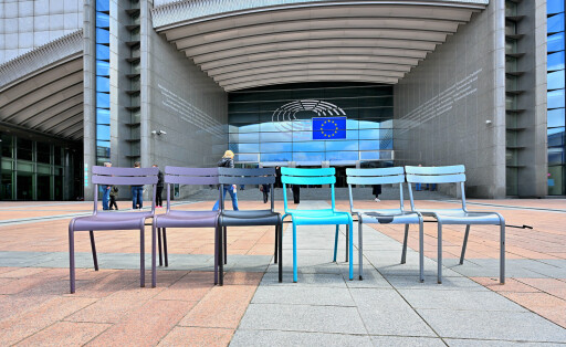 Europa. Vor dem Europaparlament in Brüssel. Brüssel Brüssel Belgien *** Europe In front of the European Parliament in Brussels Brussels Belgium Copyright: xRolfxPossx