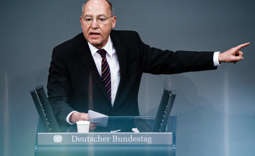 epa09830853 The Left (Die Linke) Member of Parliament Gregor Gysi delivers a speech during a session of the German parliament in Berlin, Germany, 17 March 2022. German MPs are expected to discuss mandatory Covid-19 vaccination, among other topics. EPA-EFE/CLEMENS BILAN