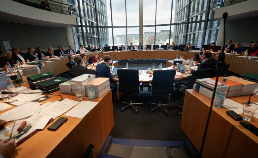 News Themen der Woche KW46 News Bilder des Tages Haushaltsausschuss nach der Entscheidung des Bundesverfassungsgericht im Deutschen Bundestag Auftaktbilder im Vorfeld des Ausschuss fuer den Haushalt zur Haushaltsbereinigungssitzung im Deutschen Bundestag, Berlin , 16.11.2023 Berlin Berlin Deutschland *** Budget Committee after the decision of the Federal Constitutional Court in the German Bundestag Prelude pictures in the run-up to the Committee on the Budget for the budget adjustment session in the German Bundestag, Berlin , 16 11 2023 Berlin Berlin Germany