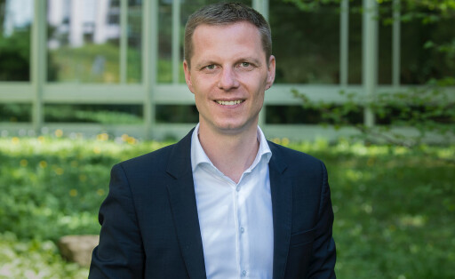 Prof. Dr. Kai Niebert forscht und lehrt als Nachhaltigkeitswissenschaftler an der Universität Zürich und ist Präsident des Deutschen Naturschutzrings (DNR). Er ist Mitglied des Rates für nachhaltige Entwicklung und wird als Mitglied der deutschen Delegation die Klimaverhandlungen in Dubai begleiten.
