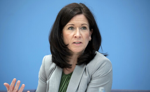 Katharina Guenther-Wuensch, IGLU Grundschul-Lese-Untersuchung DEU, Deutschland, Germany, Berlin, 16.05.2023 Katharina Guenther-Wuensch , Praesidentin der Kultusministerkonferenz KMK und Senatorin fuer Bildung in Berlin waehrend der Bundespressekonferenz zum Thema Veroeffentlichung IGLU/PIRLS 2021 Progress in International Reading Literacy Study Internationale Grundschul-Lese-Untersuchung in Berlin Deutschland Katharina Günther-Wünsch Döring IGLU Studie. en: Katharina Guenther-Wuensch , President of the Conference of Ministers of Education KMK and Senator for Education in Berlin, during the federal press conference on the publication of IGLU/PIRLS 2021 Progress in International Reading Literacy Study International primary school reading s