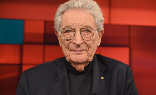 Politiker Gerhart Baum, FDP, Rechtsanwalt, ehem. Bundesinnenminister 1978-1982, zu Gast in der ARD Talkshow Hart aber Fair mit dem Thema Der Weg der Gewalt: Kann das Sterben in Nahost gestoppt werden *** Politician Gerhart Baum, FDP, lawyer, former Federal Minister of the Interior 1978 1982, guest on the ARD talk show Hart aber Fair with the topic Der Weg der Gewalt Can the dying in the Middle East be stopped