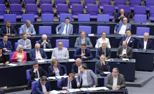 AfD Fraktion, Deutschland, Berlin, Reichstag, Fraktionen debattieren über queerfeindliche Hasskriminalität Aufnahmedatum 26.06.2025 Bildnachweis picture alliance / Metodi Popow | M. Popow