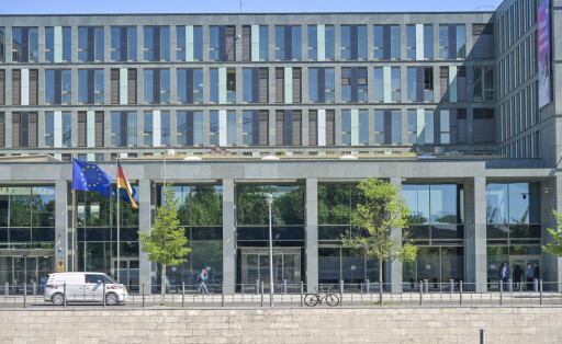 Bundesministerium für Bildung, Familie, Senioren, Frauen und Jugend.