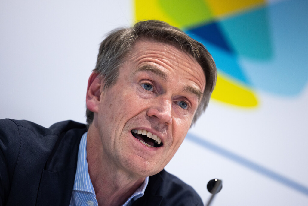 Wolfgang Wick, Vorsitzender des Wissenschaftsrats, sitzt bei einer Pressekonferenz der Deutschen Forschungsgemeinschaft (DFG). Hier wird die Entscheidung der DFG über die Exzellenzanträge der Universitäten verkündet. Aufnahmedatum 22.05.2025