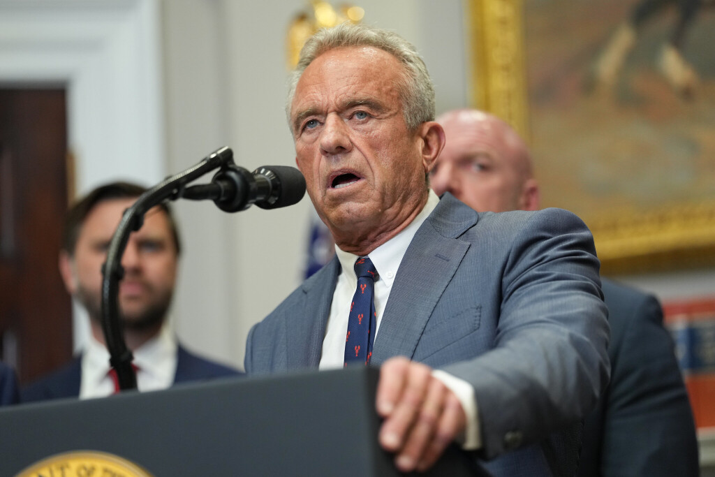 US-Gesundheitsminister Robert F. Kennedy bei einer Ansprache im Weißen Haus