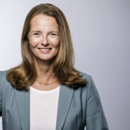 Bettina Martin