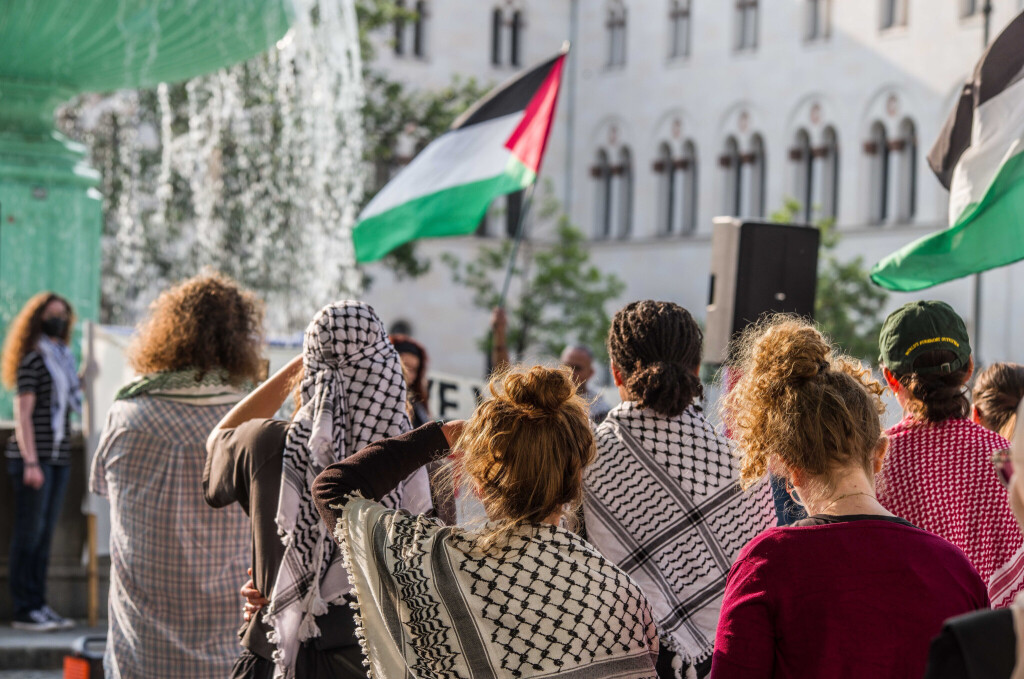 Pro-palästinensische Demonstration an der LMU München im Juni 2025