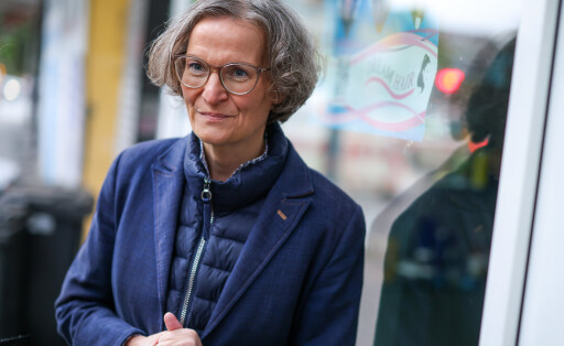 Ina Scharrenbach (CDU), Ministerin für Heimat, Kommunales, Bau und Digitalisierung von Nordrhein-Westfalen, nimmt an einer Kontrolle im Kampf gegen kriminelle Geschäftsmodelle mit Schrottimmobilien und Sozialbetrug teil. Ziel der Kontrolle sei es, problematische Bau- und Wohnungsbestände, Sozialleistungsmissbrauch und ausbeuterische Verhältnisse aufzudecken.