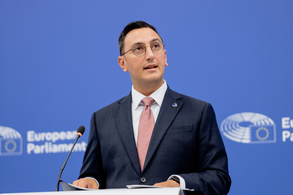 Glenn Micallef is the Maltese Commissioner responsible for intergenerational fairness, youth, culture and sport. He presents the 2025 Strategic Forsight of the European Commission.