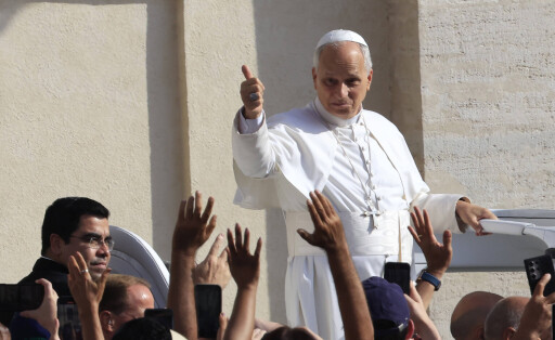 Pope Leo XIV attends his general audience VATICAN CITY, VATICAN - SEPTEMBER 17: Pope Leo XIV greets the faithful as he arrives for his weekly general audience in St. Peter’s Square at the Vatican, on September 17, 2025. Riccardo De Luca Anadolu Vatican City Vatican. Editorial use only. Please get in touch for any other usage. Copyright: x2025xAnadoluxRiccardoxDexLucax