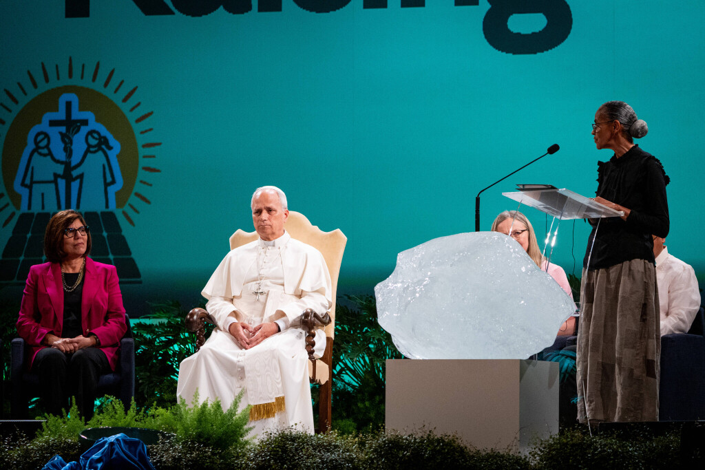 Pope Leo XIV attends the International conference Raising Hope for Climate Justice , in Castel Gandolfo, Italy on 01 November 2025. Marina Silva delivers his speech at the International conference Raising Hope for Climate Justice , in Castel Gandolfo, Italy on 01 November 2025., Credit:Stefano Costantino TTL Avalon Italy, Castel Gandolfo