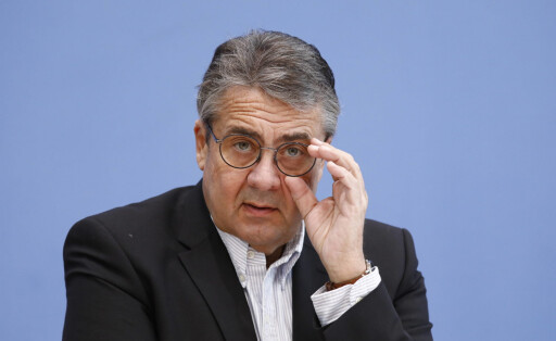 Bundesminister a. D. und Vorsitzender des Atlantik-Brücke e. V.