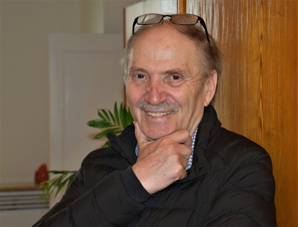 Johnny Erling