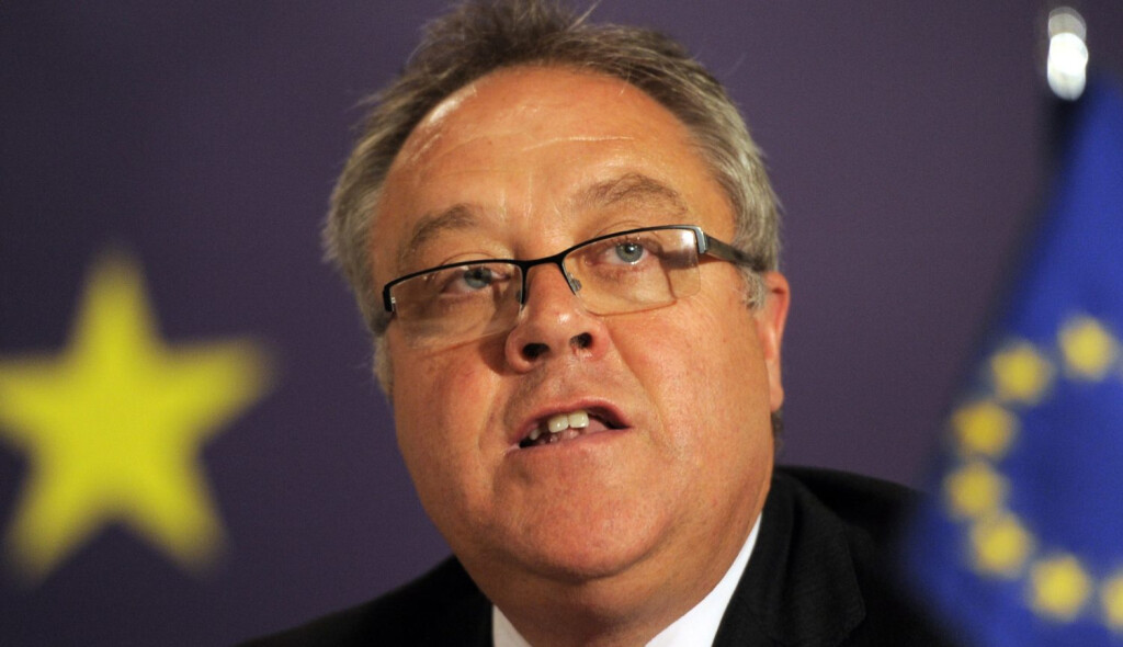 Richard Howitt ist strategischer Berater für Unternehmensnachhaltigkeit und ein ehemaliger MEP (Labour) aus Großbritannien